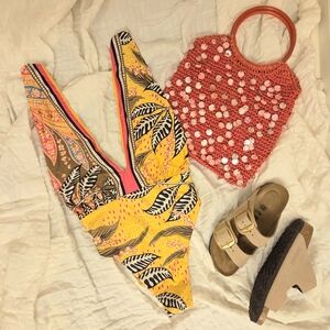 Agua Bendita Ellis Swim Onesuit